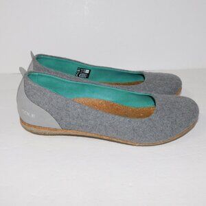 SOLE District by ReCork Grace Carbon Negative Gray Shoes Womens 10 Slip on Flats